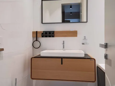 Sale, two bedroom apartment, 95m², Budva, Crna Gora - image 19