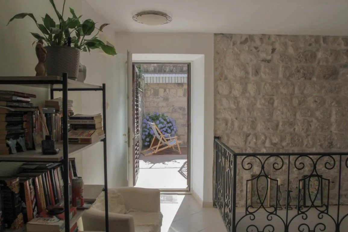 Prodaja, kuća, 100m², Prčanj, Kotor