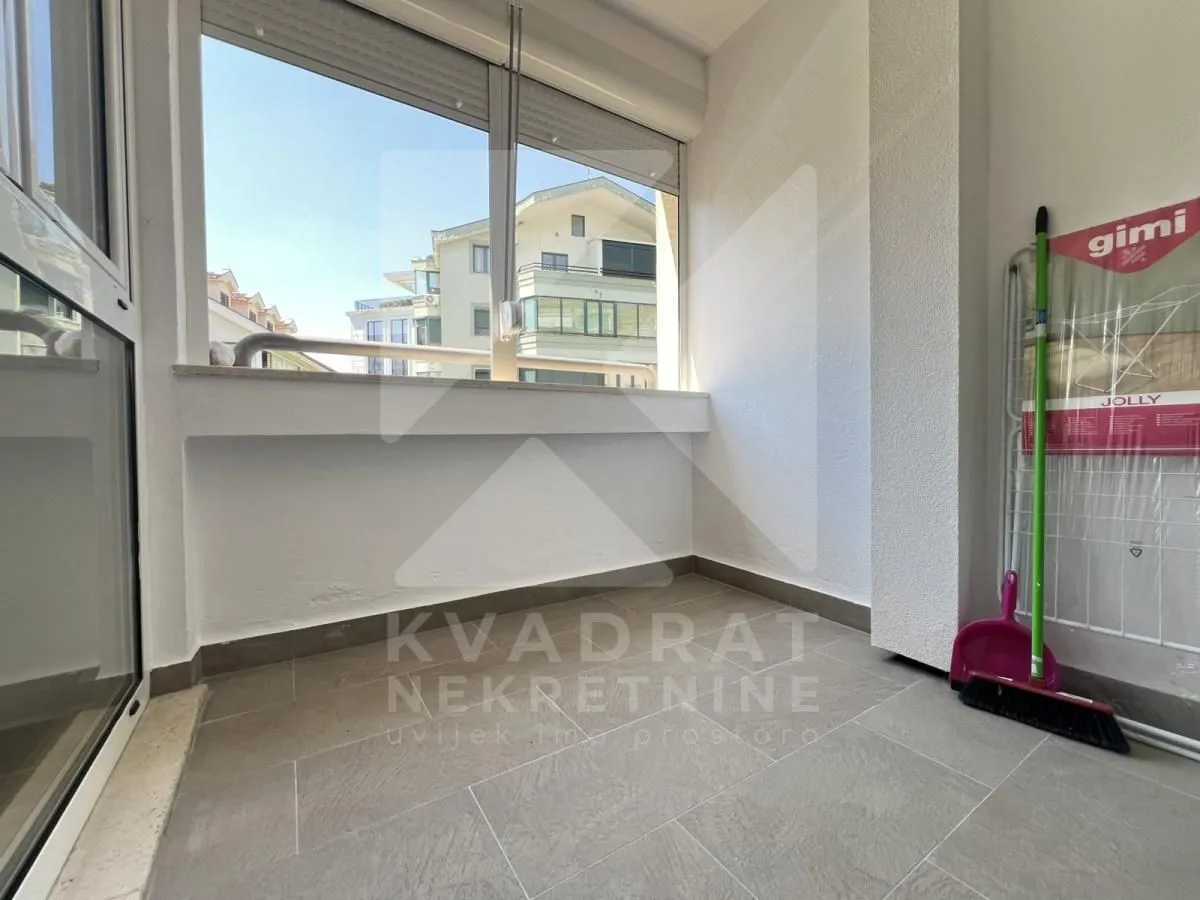 Rent, three bedroom apartment, 110m², Tološka šuma, Podgorica