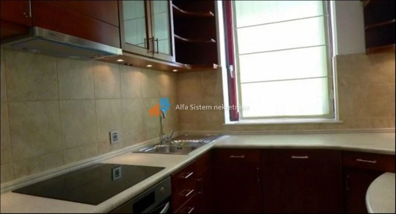 Rent, house, 300m², Voždovac Sve Podlokacije, Beograd