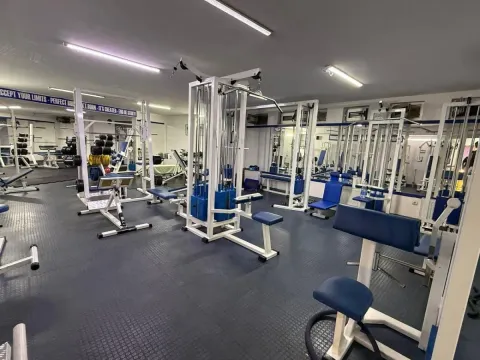 Poslovni prostor in Socijalno