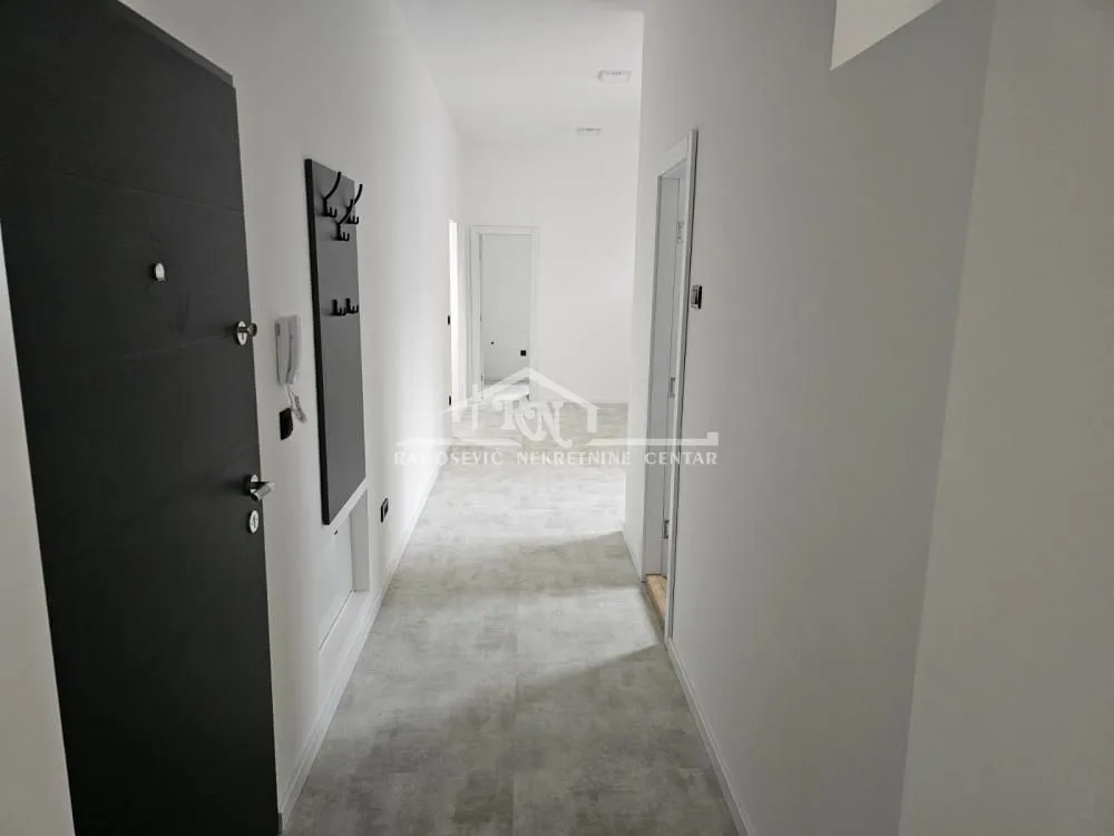Prodaja, četvorosoban stan, 103m², Vračar Sve Podlokacije, Beograd