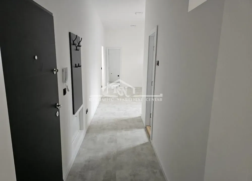 Prodaja, četvorosoban stan, 103m², Vračar Sve Podlokacije, Beograd
