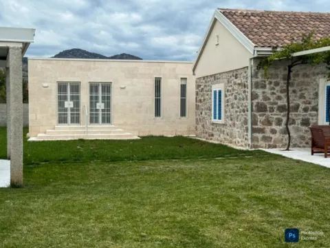 Izdavanje, kuća, 272m², Donji Kokoti, Podgorica - image 2