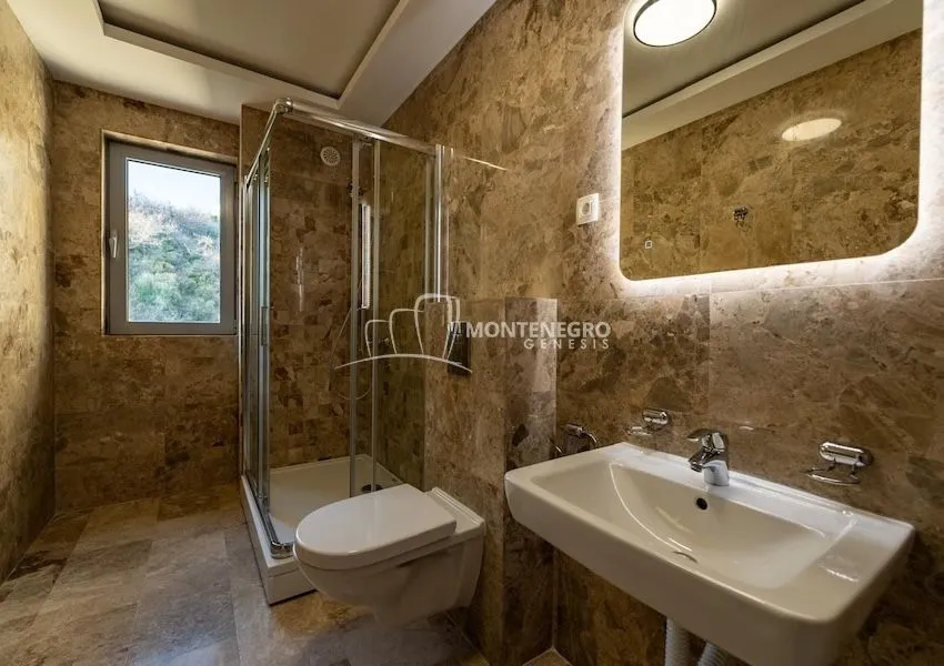 Sale, three bedroom apartment, 160m², Pržno, Budva