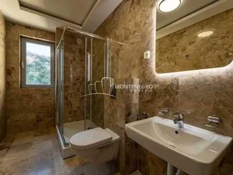 Prodaja, trosoban stan, 160m², Pržno, Budva - image 11
