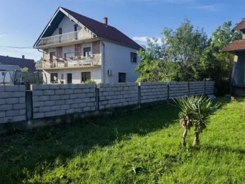 Sale, house, 262m², Šišava, Vlasotince - image 2