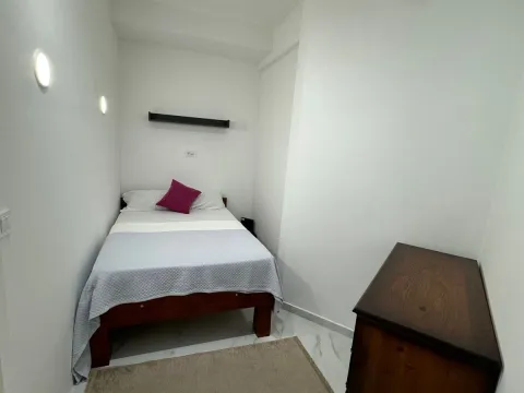 Rent, one bedroom apartment, 38m², Budva, Crna Gora - image 3