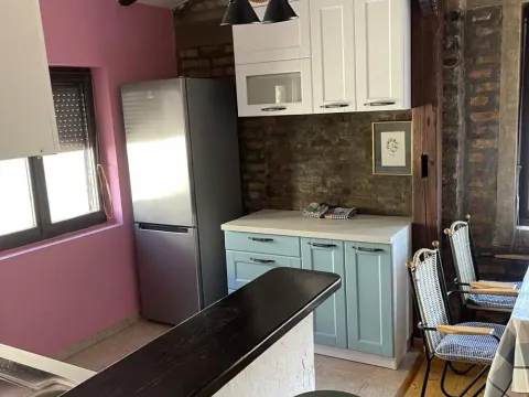 Rent, two bedroom apartment, 65m², Stari Grad, Beograd - image 9