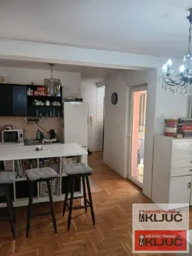 Prodaja, garsonjera, 28m², Podbara, Novi Sad Sve Podlokacije - image 2