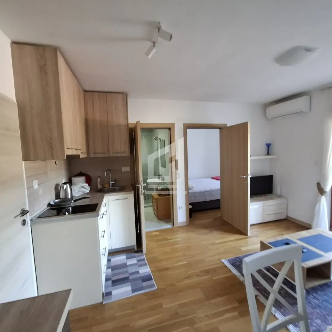 Rent, one bedroom apartment, 34m², Centar, Podgorica