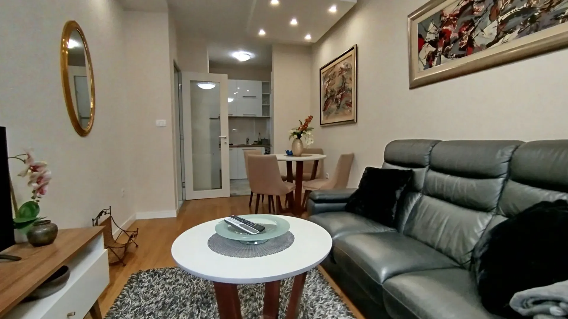 Rent, apartment, 40m², Central Point, Podgorica