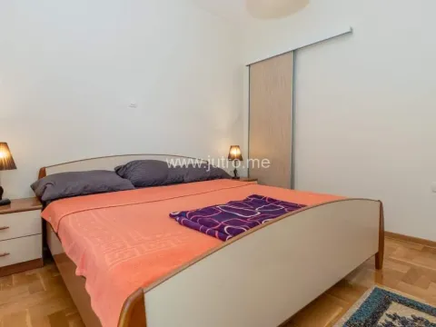 Izdavanje, kuća, 200m², Gorica, Danilovgrad - image 8