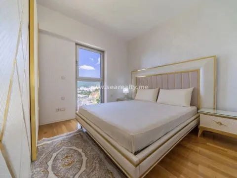 Izdavanje, stan, 100m², Budva, Crna Gora - image 2