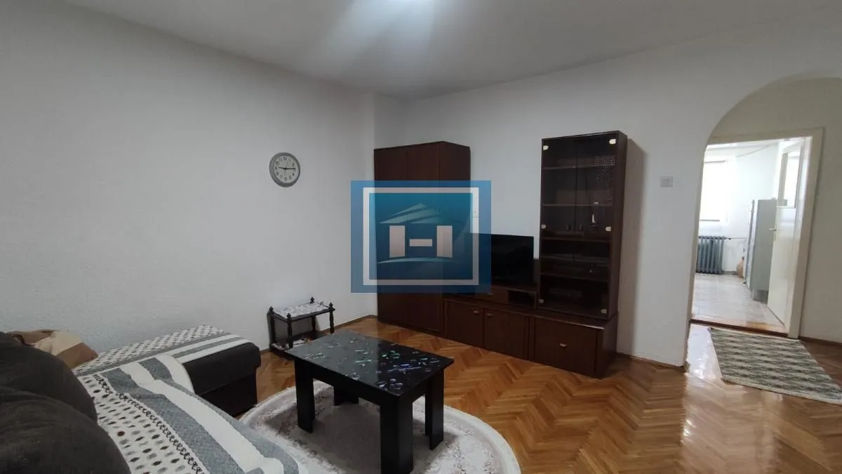 Izdavanje, dvosoban stan, 55m², Centar, Jagodina
