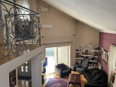 Rent, house, 264m², Šumice, Beograd - image 2
