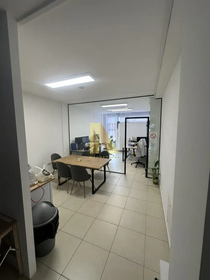 Rent, office space, 95m², Bulevar Evrope, Novi Sad Sve Podlokacije