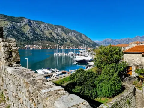 Prodaja, jednosoban stan, 42m², Stari Grad Kotor, Kotor - image 11