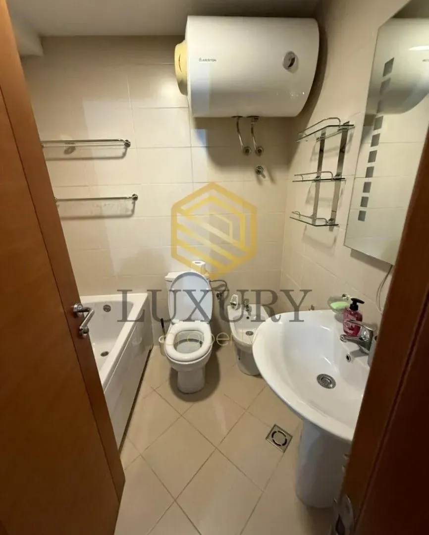 Izdavanje, dvosoban stan, 75m², Zabjelo, Podgorica