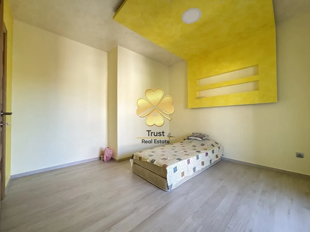 Izdavanje, kuća, 320m², Zlatica, Podgorica
