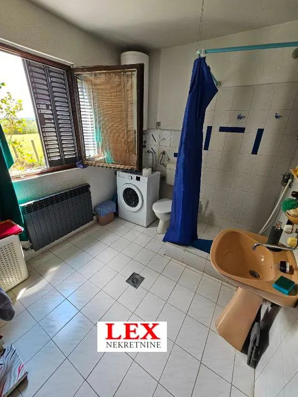 Sale, house, 191m², Mladenovac, Beograd