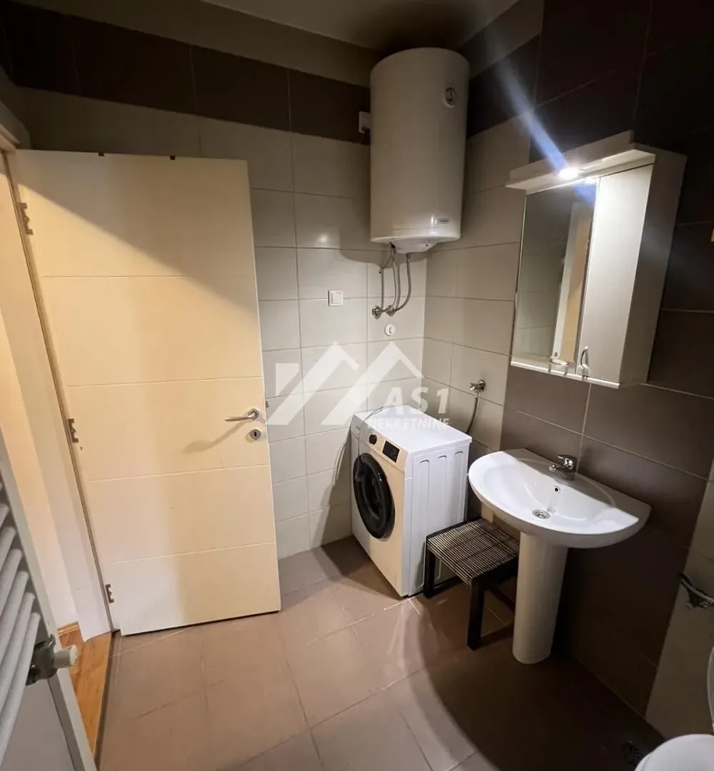 Izdavanje, stan, 25m², Novi Sad Sve Podlokacije, Novi Sad