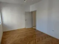 Izdavanje, poslovni prostor, 58m², Centar, Podgorica - image 10