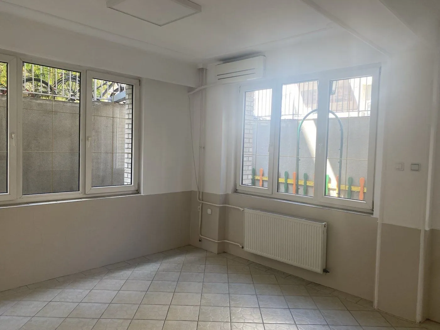Rent, office space, 160m², Grbavica, Novi Sad Sve Podlokacije