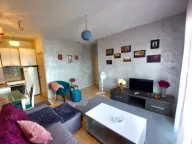 Izdavanje, dvosoban stan, 50m², City Kvart, Podgorica - image 2