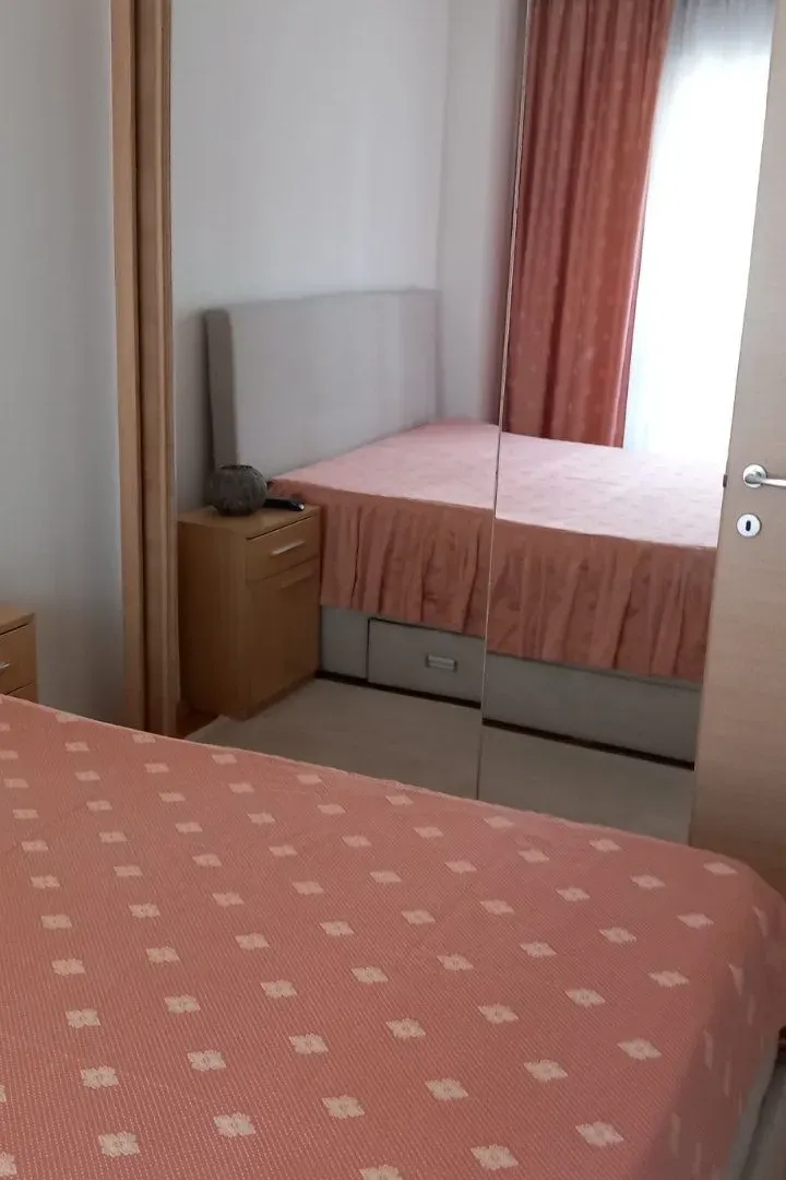 Rent, one bedroom apartment, 42m², Ljubović, Podgorica