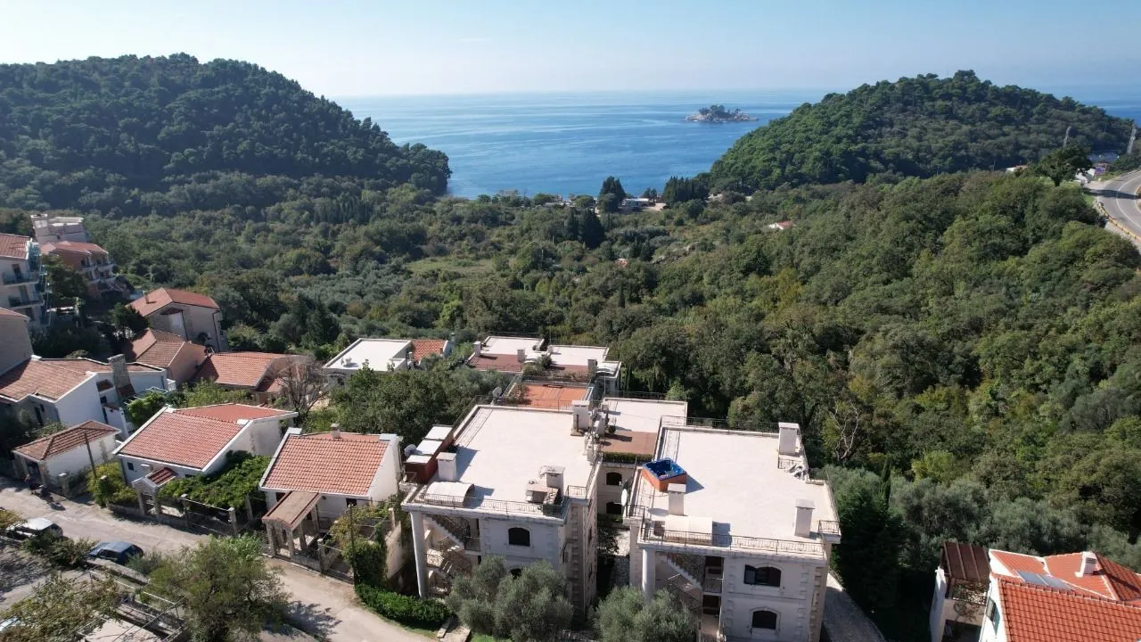 Sale, house, 179m², Petrovac, Budva