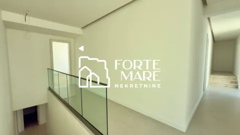 Sale, house, 350m², Krašići, Tivat - image 6