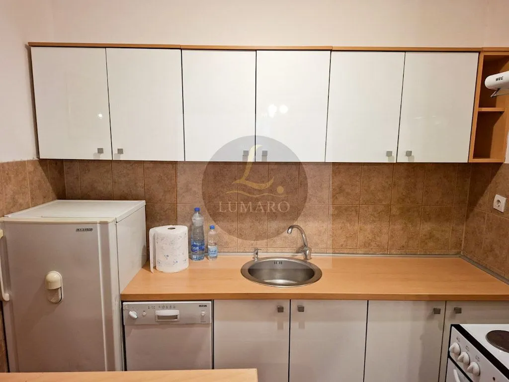 Izdavanje, jednosoban stan, 50m², Krivi Most, Podgorica