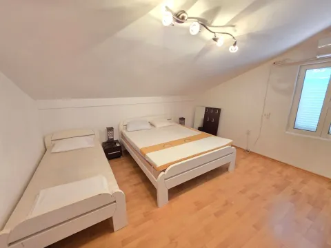 Prodaja, trosoban stan, 70m², Sveti Stefan, Budva - image 9