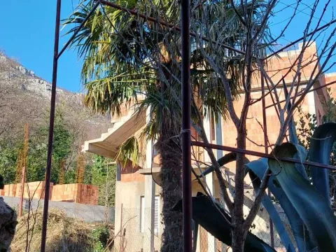 Prodaja, kuća, 240m², Bar, Crna Gora - image 5