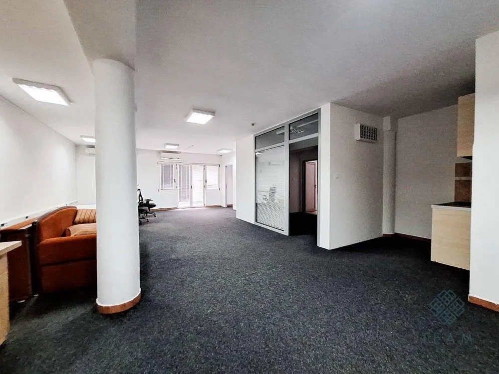 Rent, office space, 1000m², Centar, Podgorica