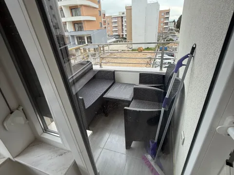 Sale, one bedroom apartment, 48m², Velika Plaža, Ulcinj - image 10