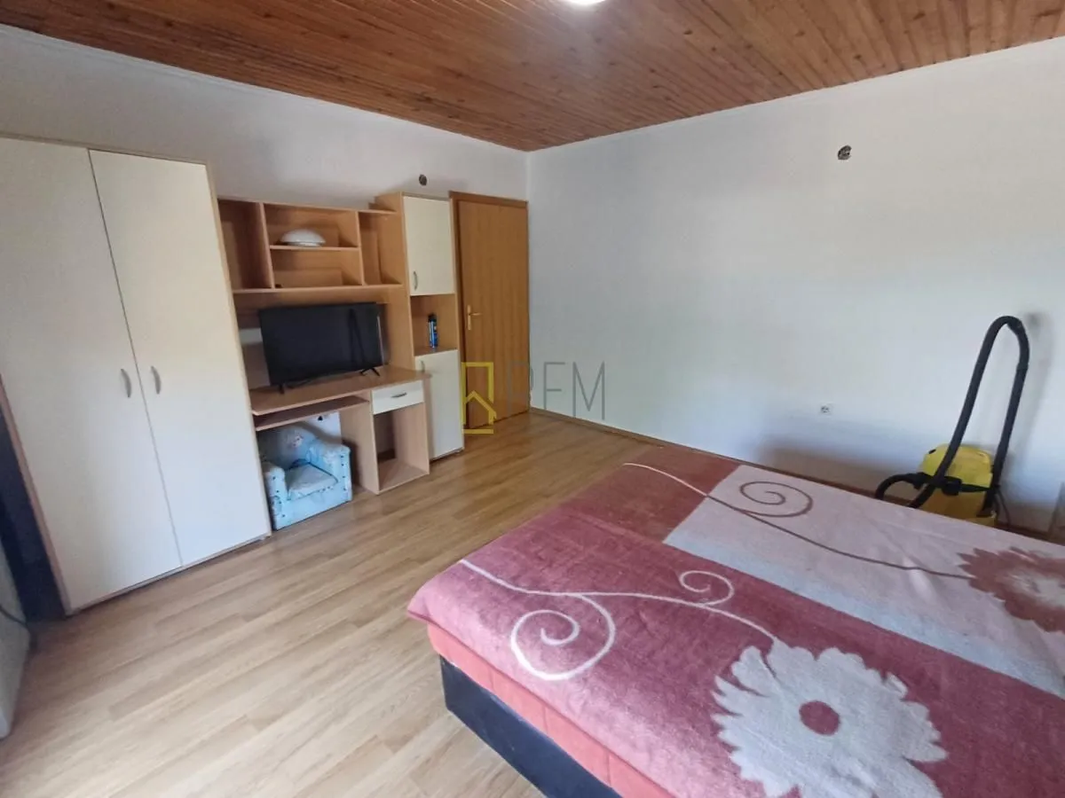 Prodaja, kuća, 120m², Podgorica, Crna Gora