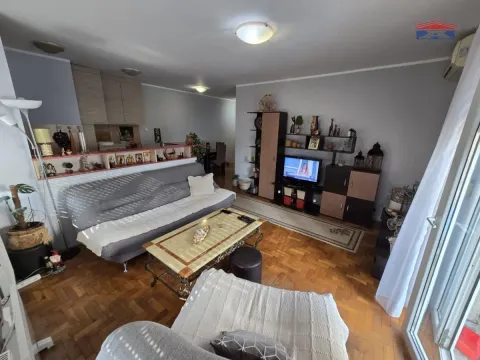 Izdavanje, jednosoban stan, 54m², Centar, Novi Sad - image 2