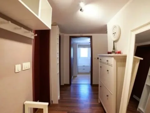 Izdavanje, dvosoban stan, 105m², Krimovica, Kotor - image 4