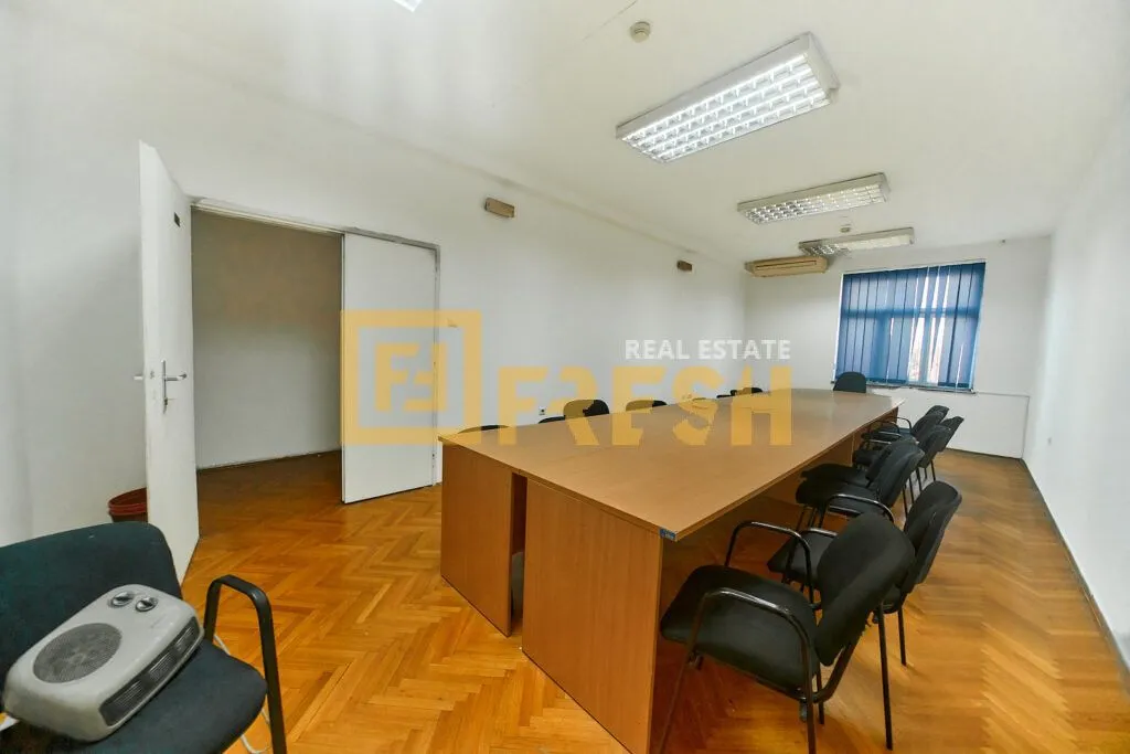 Rent, office space, 345m², Centar, Podgorica