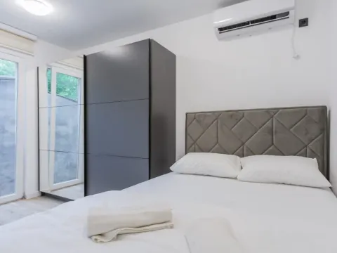 Sale, house, 300m², Markovići, Budva - image 16