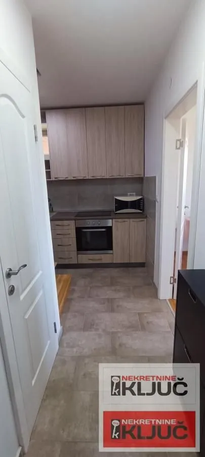 Prodaja, trosoban stan, 62m², Detelinara, Novi Sad Sve Podlokacije
