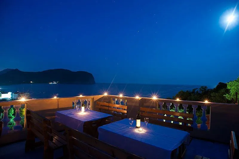Prodaja, ugostiteljski objekat, 1723m², Buljarica, Budva