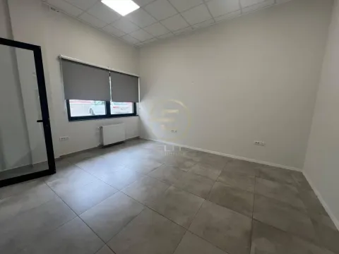 Rent, office space, 202m², Grbavica, Novi Sad Sve Podlokacije - image 9