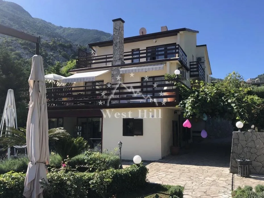 Sale, house, 450m², Kotor, Crna Gora