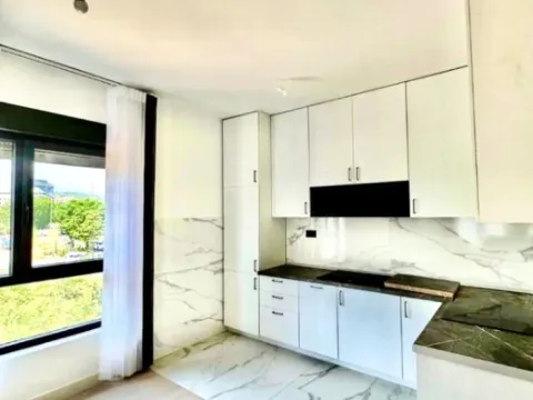 Rent, one bedroom apartment, 53m², Krivi Most, Podgorica - image 3