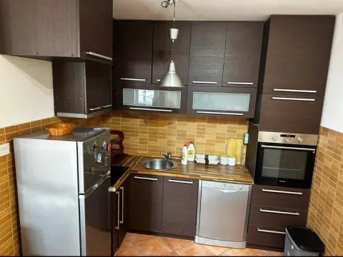 Izdavanje, jednosoban stan, 46m², City Kvart, Podgorica - image 3
