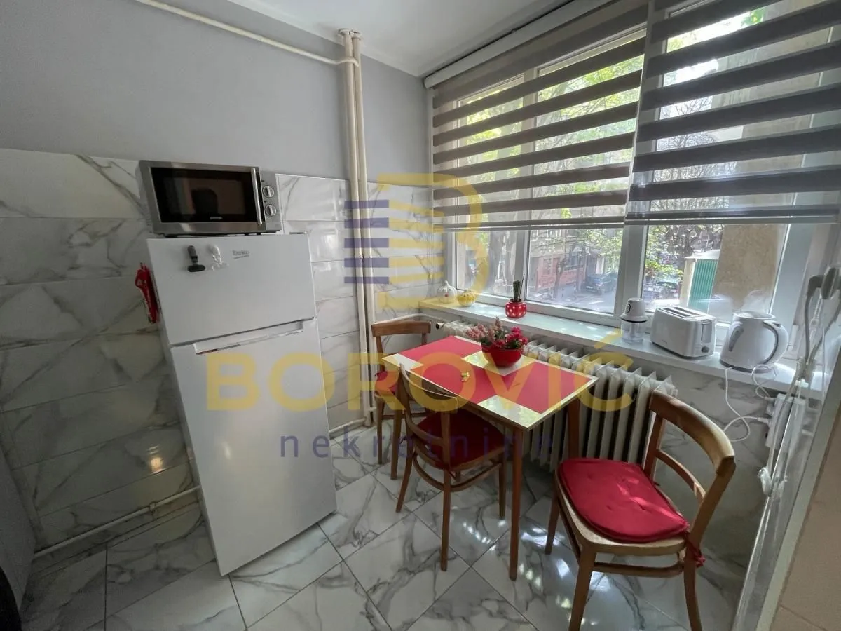 Rent, two bedroom apartment, 50m², Čubura, Beograd