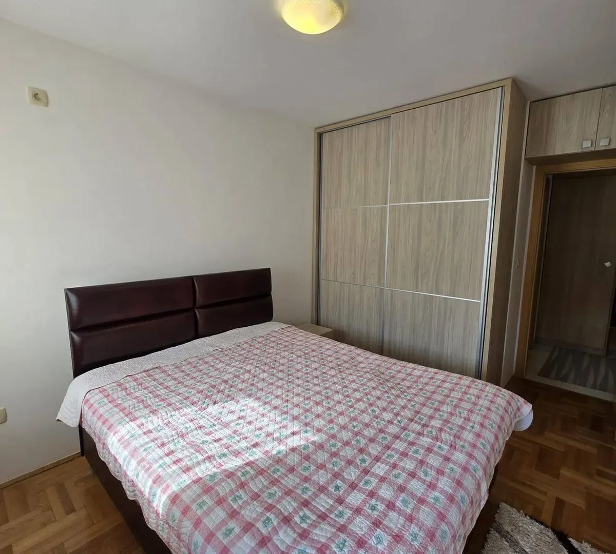 Rent, one bedroom apartment, 44m², Stari Aerodrom, Podgorica